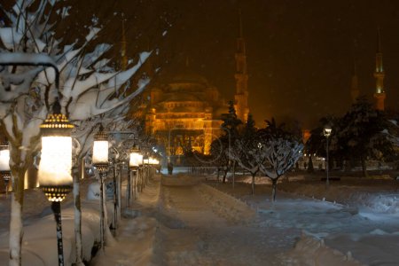 Photo for The blue mosque (Sultanahmet mosque) in winter day with snow in Istanbul,Turkey. - Royalty Free Image