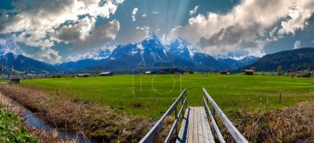 Los mejores alpes visibles, las fronteras de Suiza y Alemania