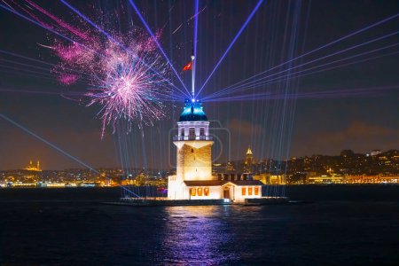 Nouvelle célébration de la Tour de la Vierge avec feux d'artifice