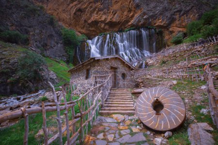 The Kapuzbasi Waterfalls in Aladaglar National Park 156 km (97 miles) south of Urgup and east of Nigde, are among Turkeys most unusual: the seven