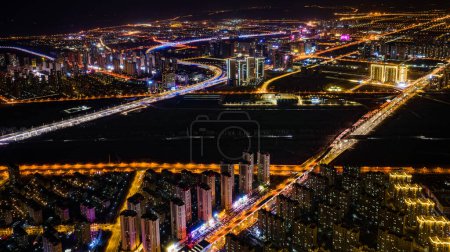 Nachtansicht der südlichen Neustadt in Changchun, China