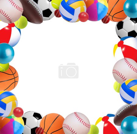Téléchargez les photos : Ensemble de balles de sport, boules raster dans un style réaliste sur un fond blanc - en image libre de droit
