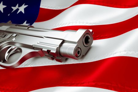 Glänzende Pistole mit der amerikanischen Flagge im Hintergrund. Silberkanone. Heimatschutz. Bewaffneter Konflikt, Krieg, Verteidigung des Landes. Die amerikanische Flagge symbolisiert Freiheit, Unabhängigkeit und Stärke.