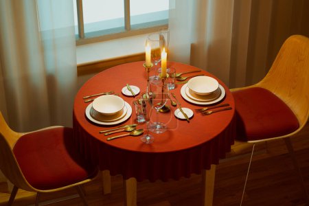 Téléchargez les photos : Un arrangement de dîner romantique exquis pour un couple, mettant en valeur une bougie chaude lueur sur une nappe rouge avec des plats blancs vierges, argenterie dorée brillante, et des verres à vin délicats. - en image libre de droit
