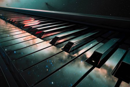 Téléchargez les photos : Fusion artistique frappante de touches de piano superposées à un cosmos céleste, incarnant la synergie entre la musique et l'infini de l'espace dans un seul cadre. - en image libre de droit