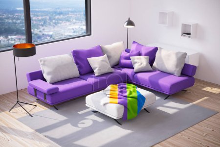 Téléchargez les photos : Un salon chic et bien éclairé dispose d'un somptueux canapé violet complété par des oreillers décoratifs blancs, un jet vif et un éclairage moderne élégant, respirant confort et style. - en image libre de droit