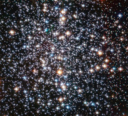 cúmulo globular M4 en la constelación Escorpio