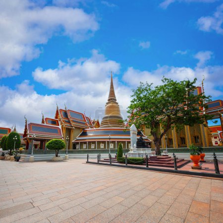 Wat Ratchabophit Sathit Maha Simaram Ratchaworawihan in Bangkok, Thailand