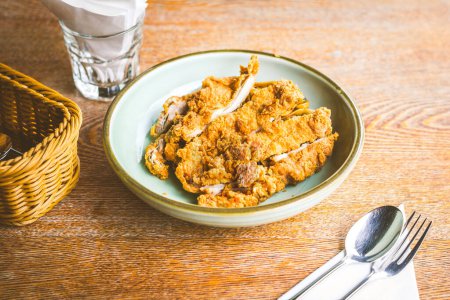 Allerliebstes Hühnerschnitzel mit Mala-Gewürz auf Fettucine