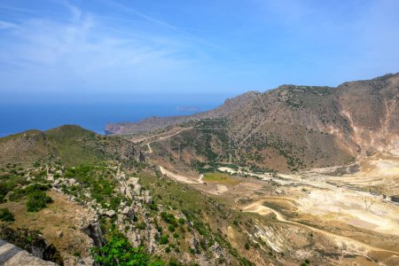 Szenische Sicht auf die Küste der Insel Nisyros. Griechenland