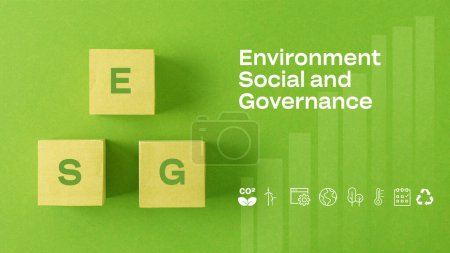Téléchargez les photos : Concept d'icône ESG. Environmental social and governance in sustainable and ethical business on a green background ". Technologies environnementales technologies vertes - en image libre de droit