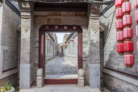 Eingang zu einer engen Straße in der Stadt Yangliuqing in Tianjin, China