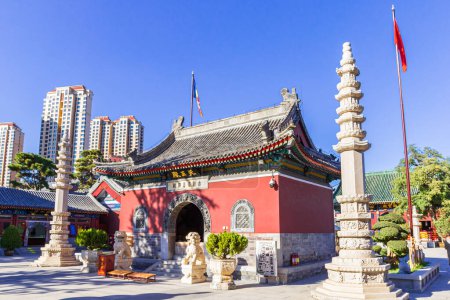 Petit temple dans le monastère de Dabei à Tianjin, Chine