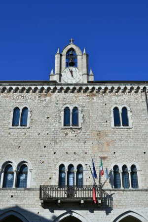 Téléchargez les photos : The facade of the town hall of Priverno, a medieval town not far from Rome in Italy. - en image libre de droit