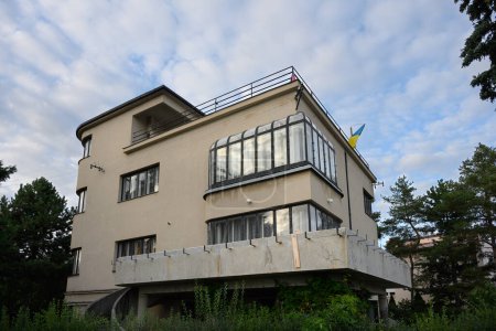 Téléchargez les photos : Znojmo, Moravie, République tchèque - 30 septembre 2023 : Villa Mares ou Maresova Vila - en image libre de droit