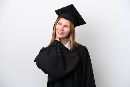 Téléchargez les photos : Jeune diplômée universitaire Anglaise isolée sur fond blanc penser une idée - en image libre de droit