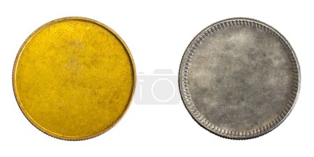 Foto de Plata vacía vieja, moneda de oro sobre fondo blanco aislado - Imagen libre de derechos