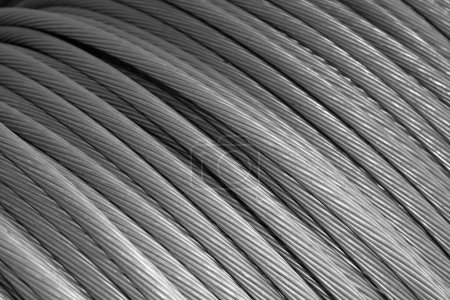 Foto de Cable eléctrico de aluminio. Fondo o textura - Imagen libre de derechos