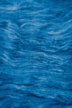 blaue Mineralwolle mit sichtbarer Textur
