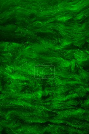 grüne Mineralwolle mit sichtbarer Textur