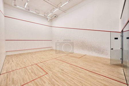 Squashplatz mit weißen Wänden und poliertem Boden, Motivations- und Zielstrebigkeitskonzept