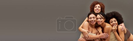 Téléchargez les photos : Belles femmes afro-américaines gaies en sous-vêtements passer du bon temps ensemble, mode, bannière - en image libre de droit