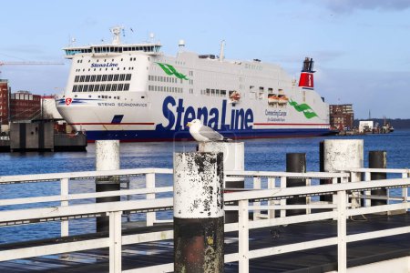 Téléchargez les photos : Kiel, Germany - 27.December 2022: The MS Stena Scandinavica ferry boat docked in the port of Kiel - en image libre de droit