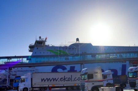 Foto de Kiel, Germany - 27.December 2022: The MS Stena Scandinavica ferry boat docked in the port of Kiel - Imagen libre de derechos