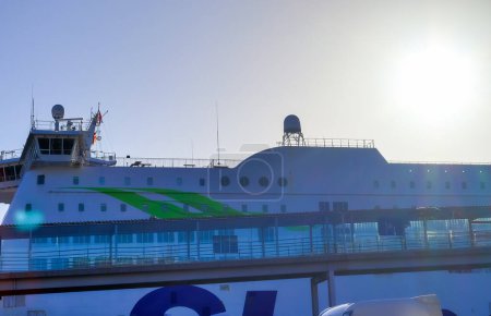 Foto de Kiel, Germany - 27.December 2022: The MS Stena Scandinavica ferry boat docked in the port of Kiel - Imagen libre de derechos