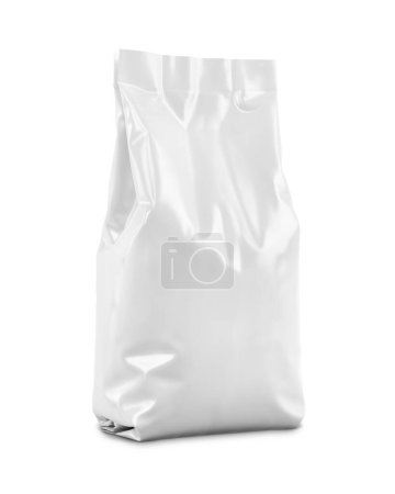 Foto de Una maqueta de la bolsa de café blanco aislada sobre un fondo blanco - Imagen libre de derechos