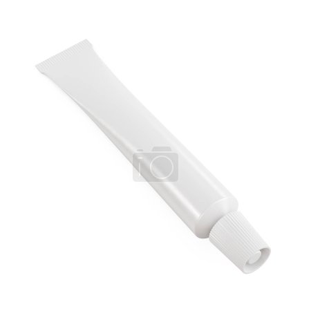 Téléchargez les photos : Une image vierge d'un tube cosmétique isolé sur un fond blanc - en image libre de droit