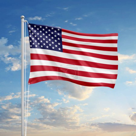 Foto de Una imagen del asta de la bandera de EE.UU. aislada sobre un fondo del cielo - Imagen libre de derechos
