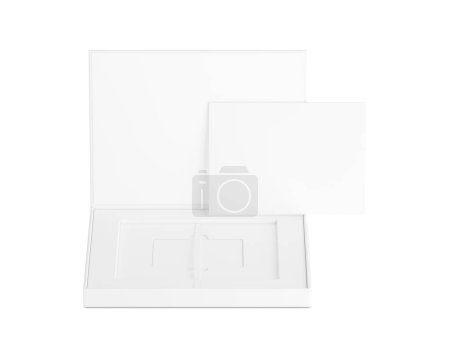 Foto de Una imagen de una tarjeta de regalo blanca en una caja aislada sobre un fondo blanco - Imagen libre de derechos