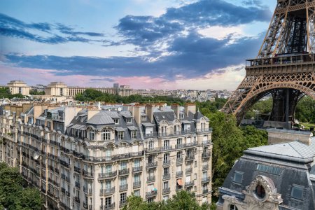 Foto de París, panorama de la ciudad, con la Torre Eiffel y el Trocadero de fondo - Imagen libre de derechos