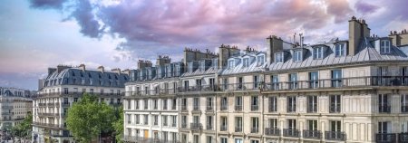 Foto de París, edificios en el Marais, en el centro, en una calle típica - Imagen libre de derechos