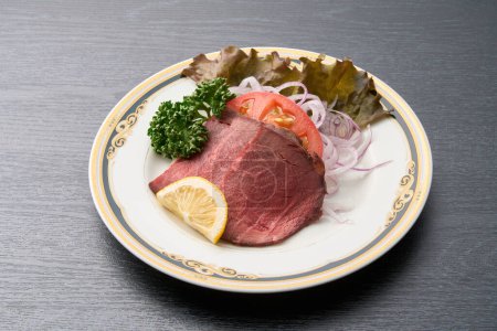 Foto de Platos de carne occidental, carne asada - Imagen libre de derechos
