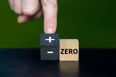 Cubes form the German saying 'plus minus zero'. Meaning that you do not have any benefits or any debts.