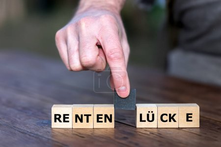 Cubes form the German expression 'Rentenluecke' (pension gap).