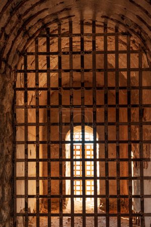 Foto de Cell in historic Yuma territorial prison, Arizona state historic park, Arizona, USA - Imagen libre de derechos