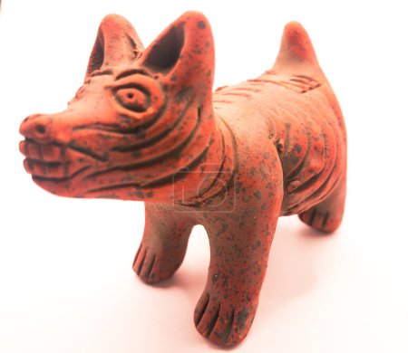 Instrumento prehispánico de México, Tlapitzalli: flauta de barro, en forma de perro (xoloitzcuintle) Instrumento prehispánico de México, Tlapitzalli: flauta de barro, en forma de perro (xoloitzcuintle)
)