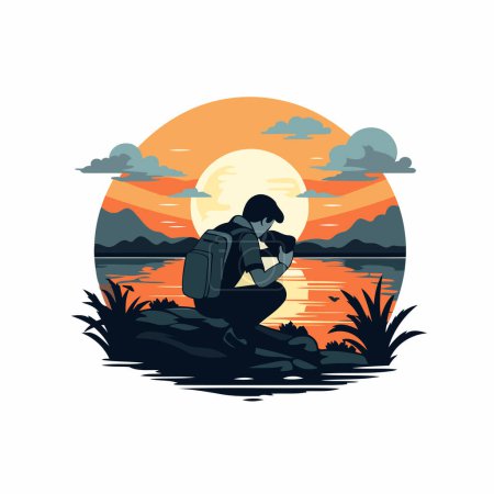 Téléchargez les illustrations : Voyageur assis sur le rocher et regardant le coucher du soleil. Illustration vectorielle - en licence libre de droit