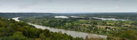Téléchargez les photos : Vue panoramique sur les méandres de la senne, vue depuis Anneville sur Duclair en Seine-Maritime, vallée de la Seine Normandie, France - en image libre de droit