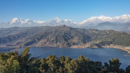 Himalaya-Gebirge von Pokhara aus gesehen