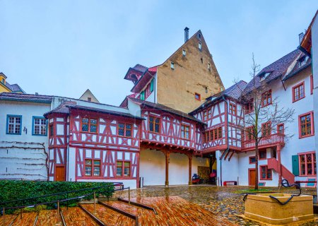 Foto de Half-timbered houses in courtyard of Museum of Cultures Basel, Switzerland - Imagen libre de derechos