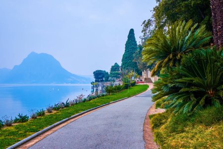 Park Villa Heleneum y carretera a lo largo del lago Lugano, Lugano, Suiza