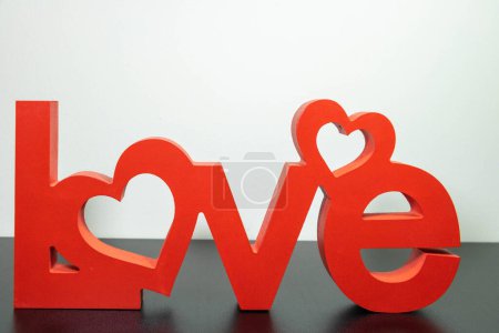 Amor, concepto de amor - palabra de madera talla de amor