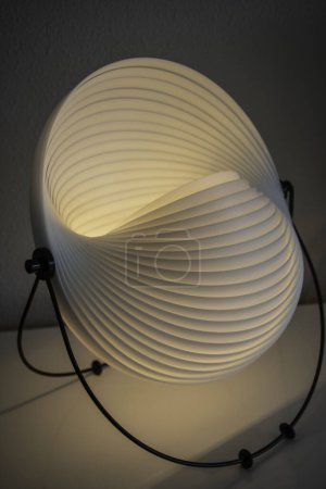 Modulare Lampe Nahaufnahme, ausgeschnittenes Objekt