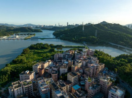 Foto de Vista aérea del paisaje urbano del pueblo en la ciudad de Shenzhen, China - Imagen libre de derechos