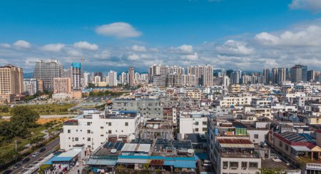 Téléchargez les photos : Vue aérienne du paysage dans la ville de Sanya, Chine - en image libre de droit