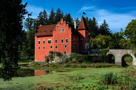 Foto de Castillo de Cervena Lhota en el sur de Bohemia, República Checa - Imagen libre de derechos